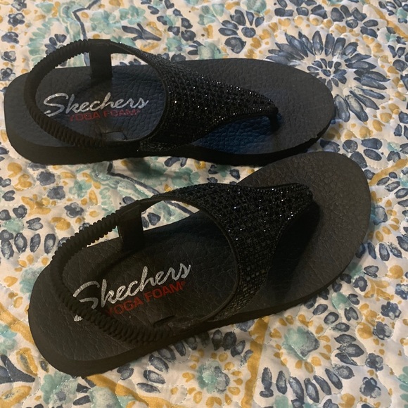 Skechers Shoes Skechers Yoga Foam Black Sandals Size 7 Worn Once